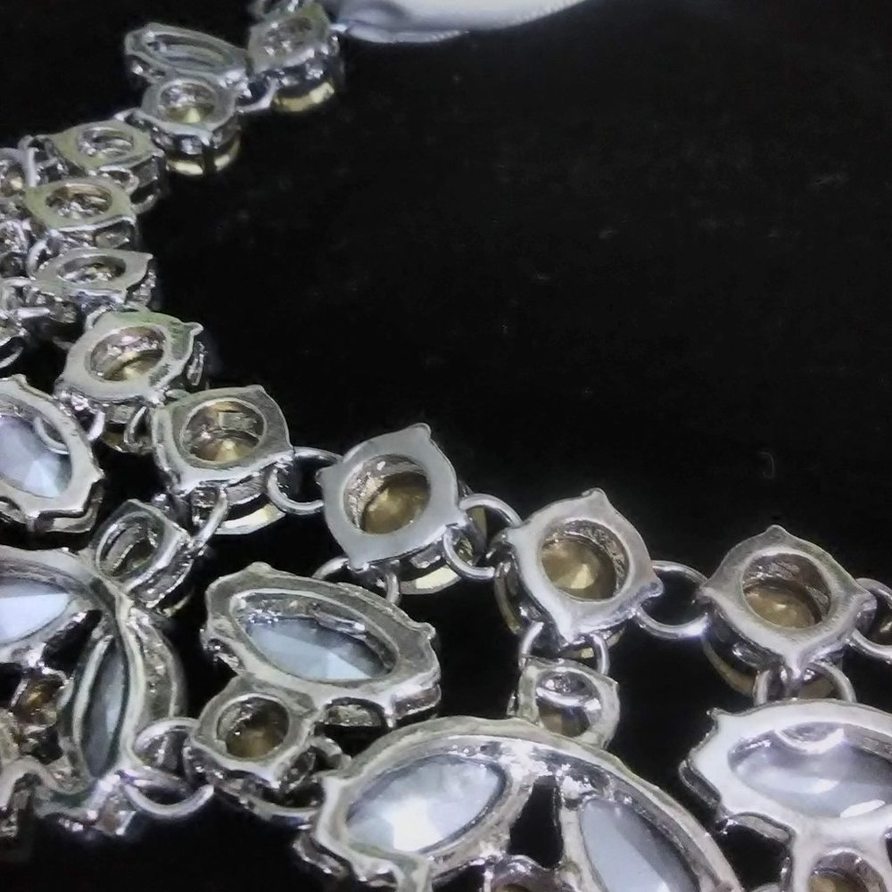 Crystal Rhinestone ,choker nickles - Picture 3 of 4